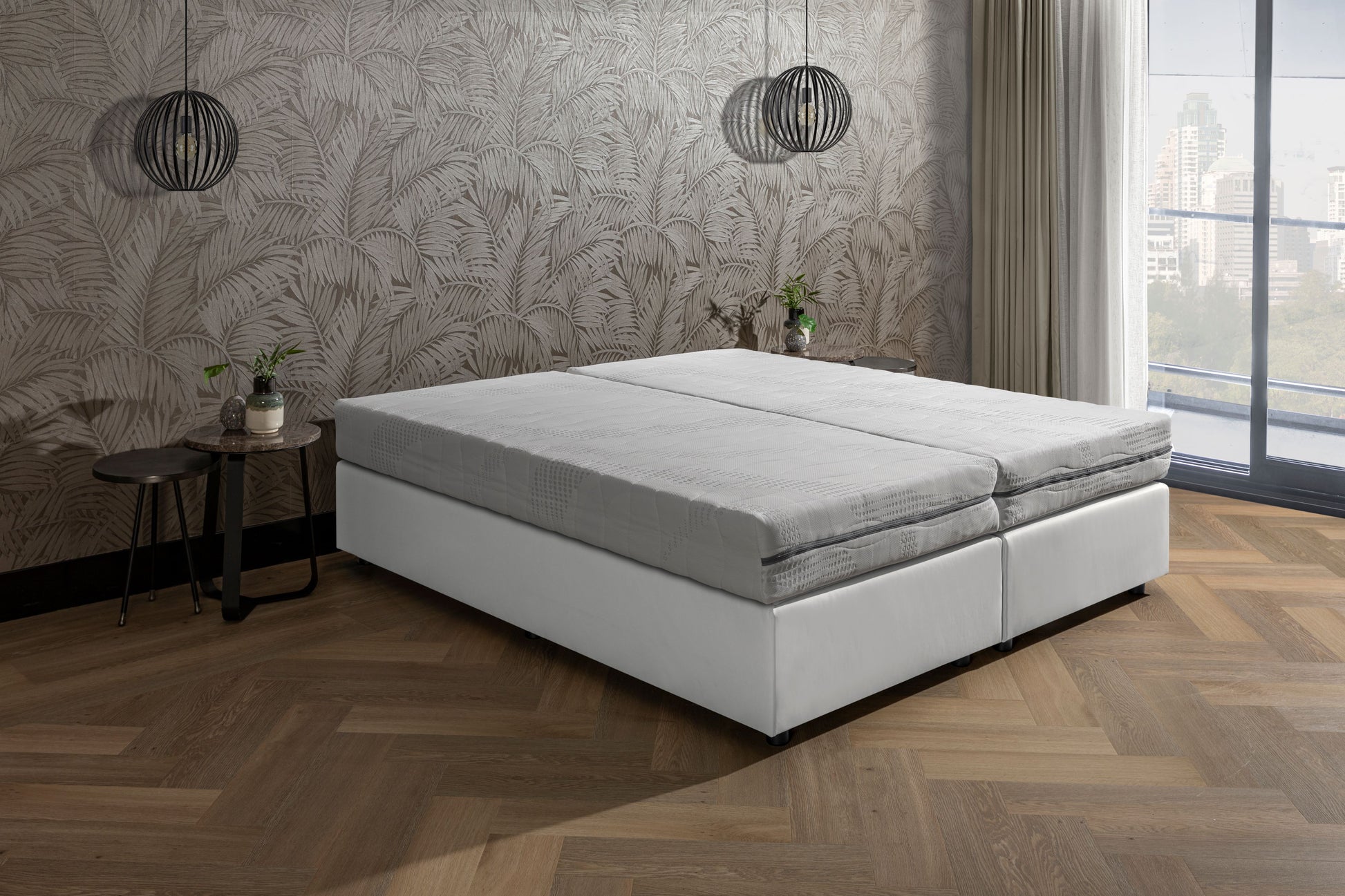 Van der Valk bed Comfort Skaileer Wit. Inclusief 7-zone pocketveren matras.